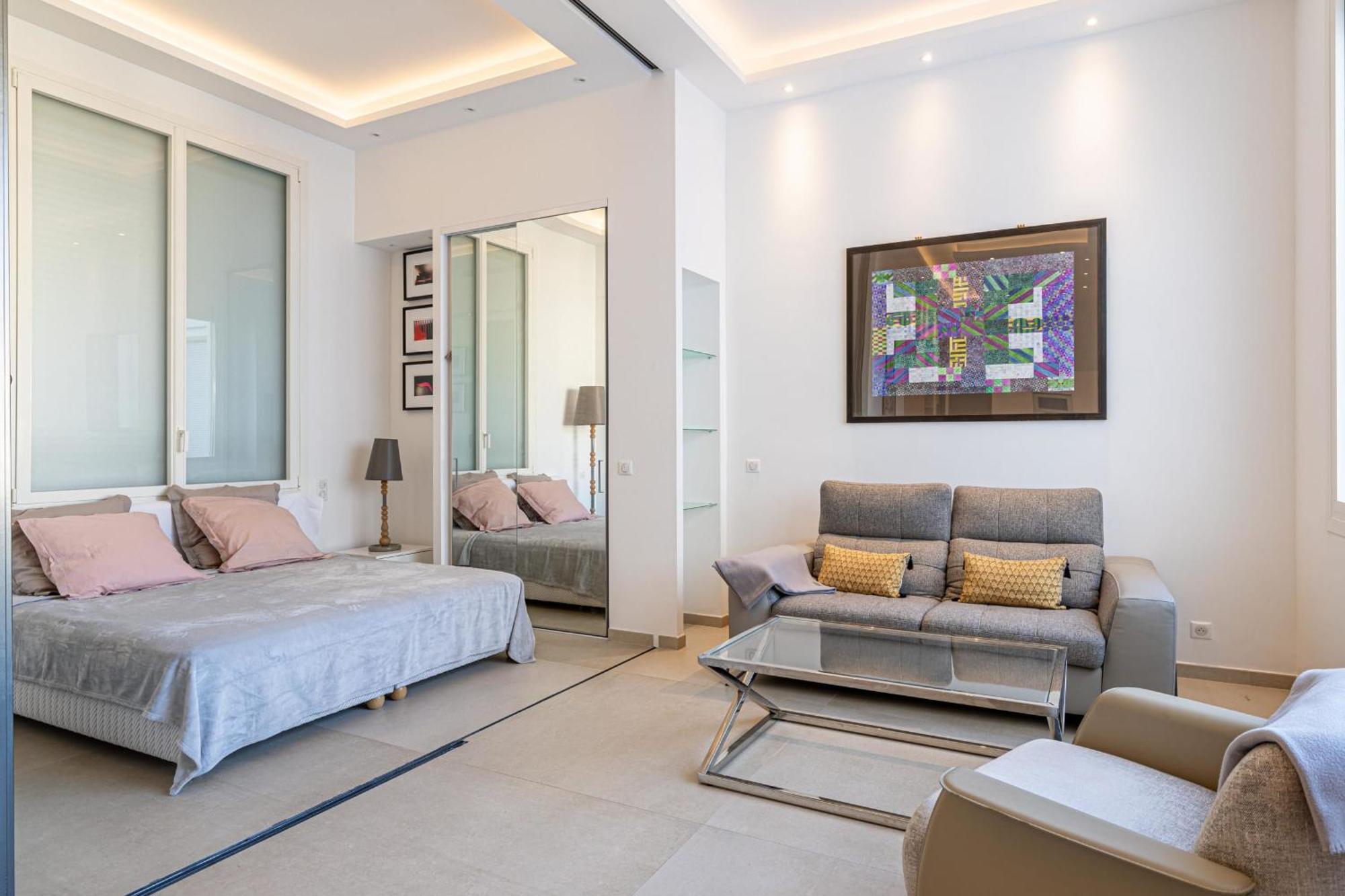 Ref 1975 - Center - Croisette Apartment *